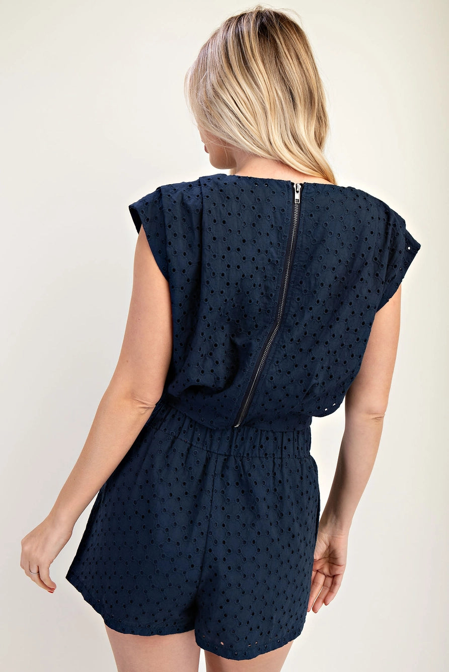 Gracie Eyelet Set